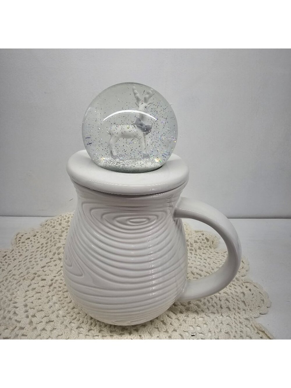 Temp-tations Woodland White 16oz Mug Deer In Glitter Snow Globe Top Lid